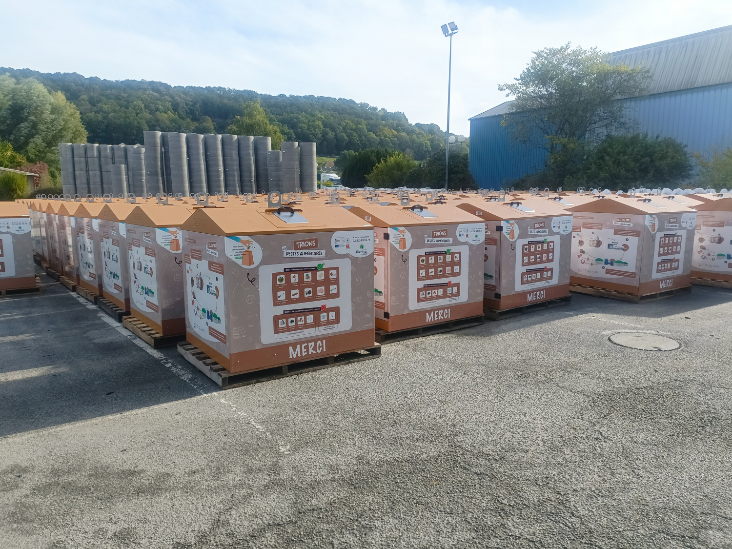 abri bac solution biodéchets collecte conteneur poubelle